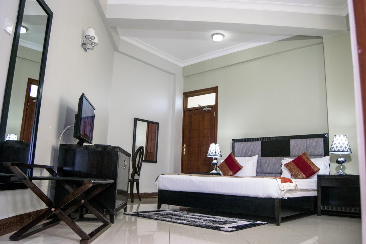 Flomi Hotel Morogoro エクステリア 写真